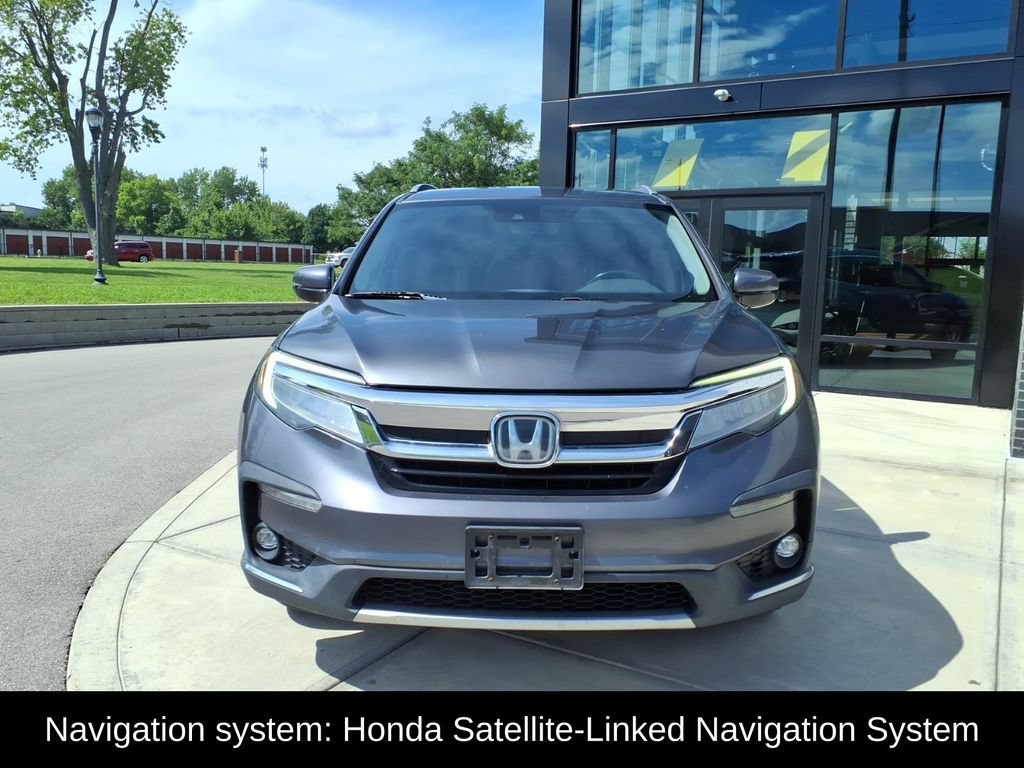 Used 2019 Honda Pilot Touring image 2