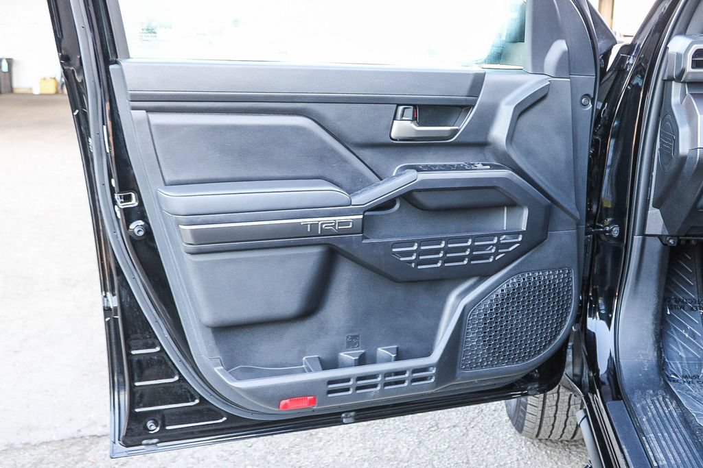 Used 2025 Toyota Tacoma TRD Sport RWD image 25