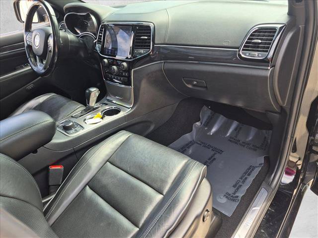 Used 2020 Jeep Grand Cherokee Overland AWD/4WD image 22