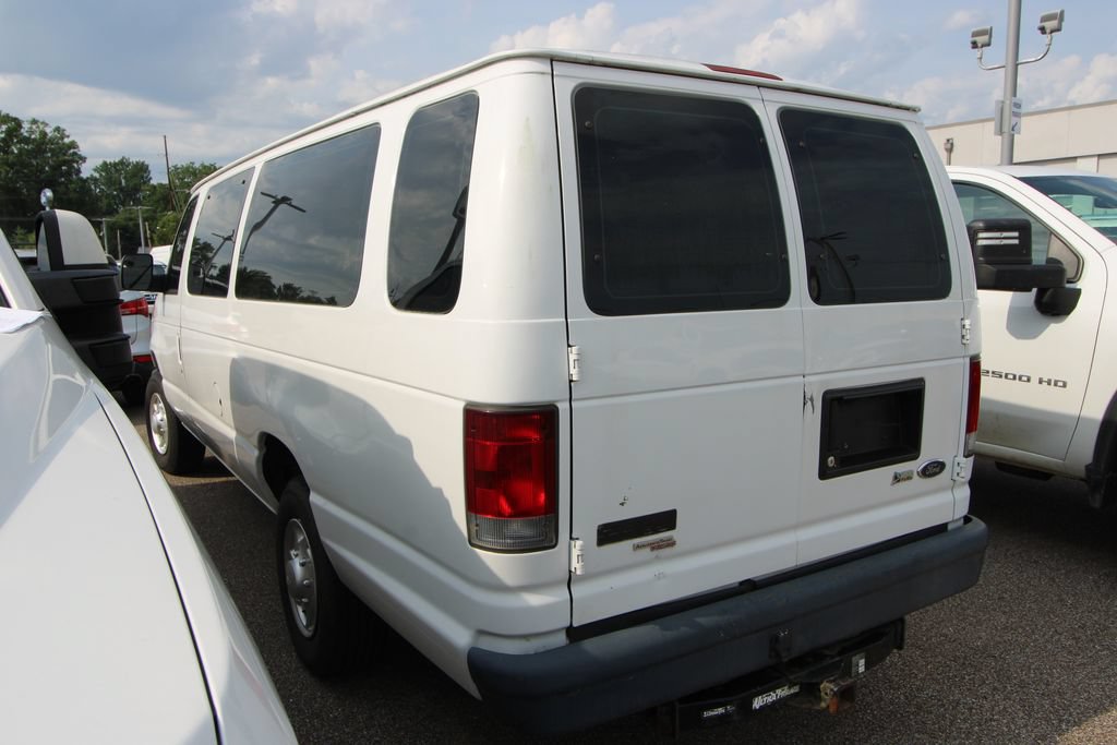 Used 2011 Ford E-350 and Econoline 350 XL w/ PWR Windows & Locks Group RWD image 5