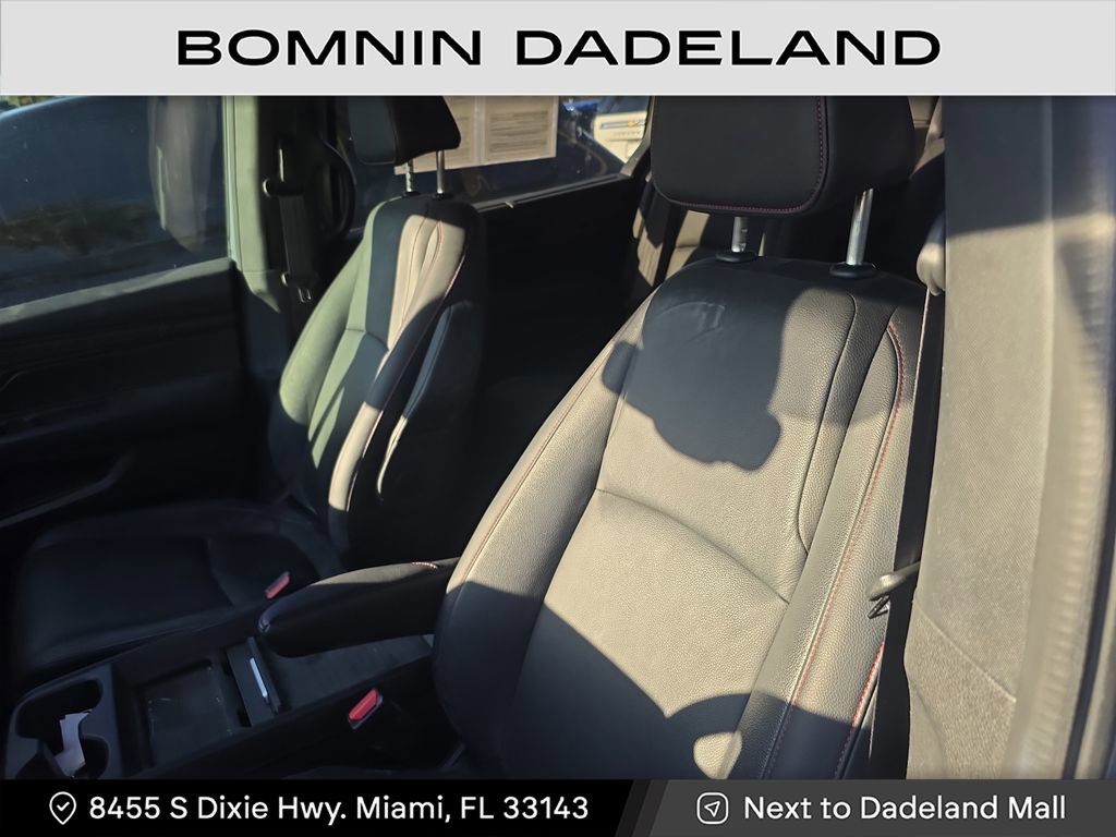 Used 2024 Honda Odyssey Sport image 17
