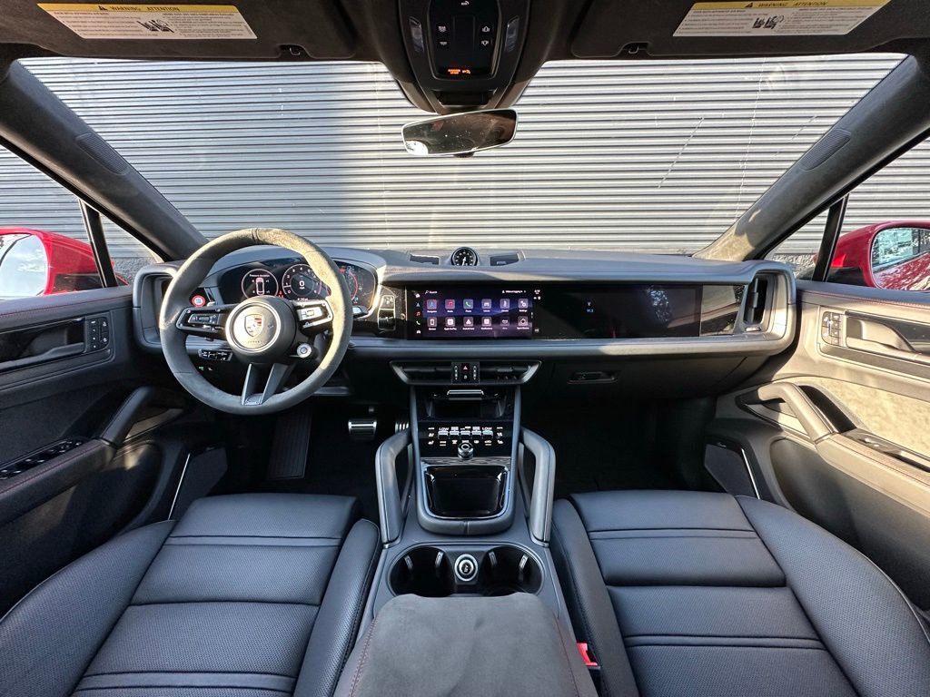 Used 2026 Porsche Cayenne GTS image 6
