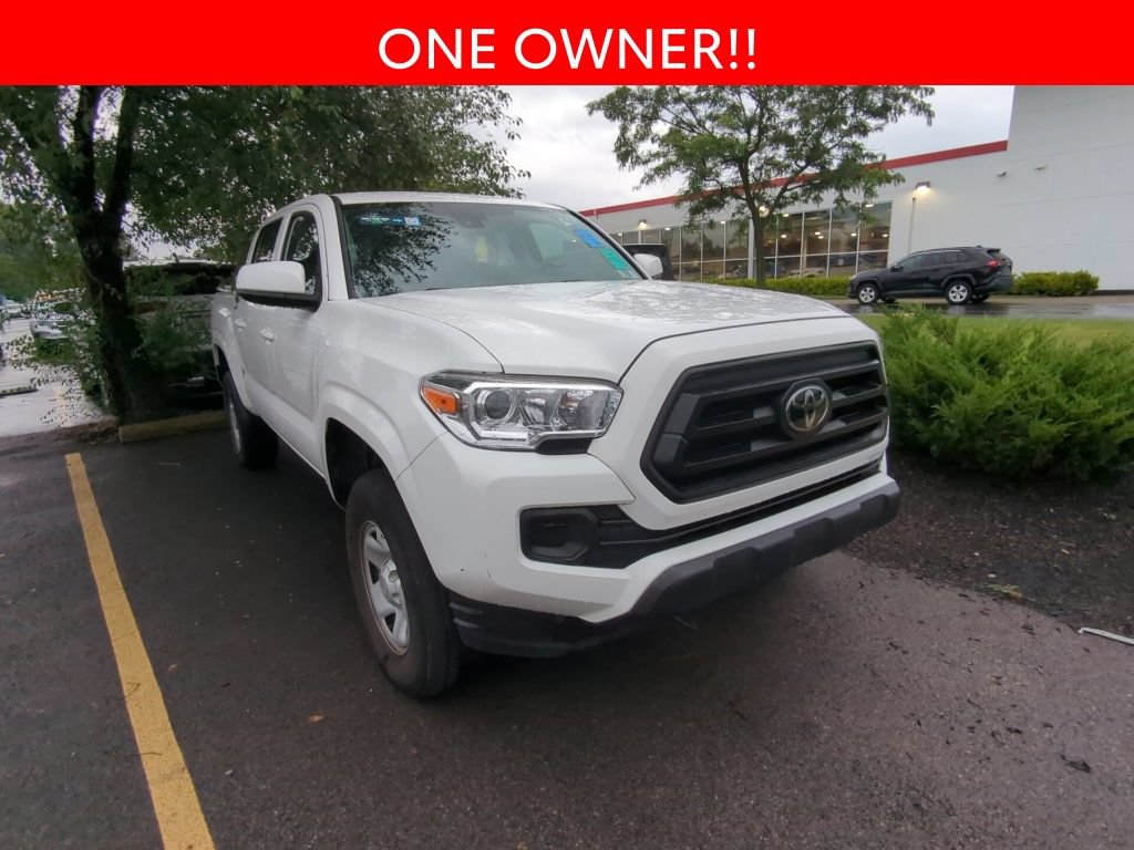 Used 2022 Toyota Tacoma SR AWD/4WD image 3