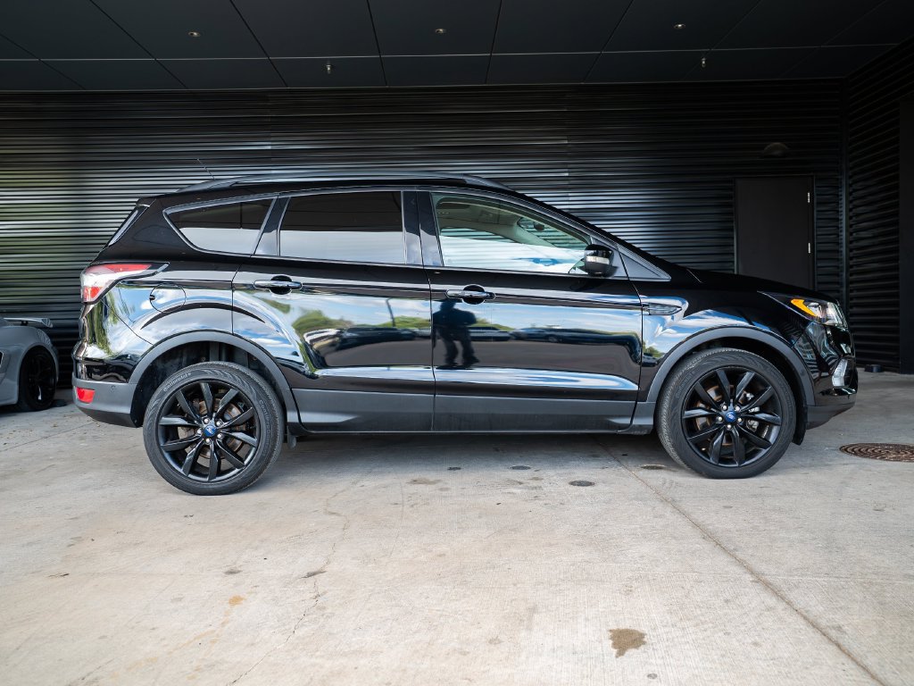 Used 2018 Ford Escape Titanium AWD/4WD image 8