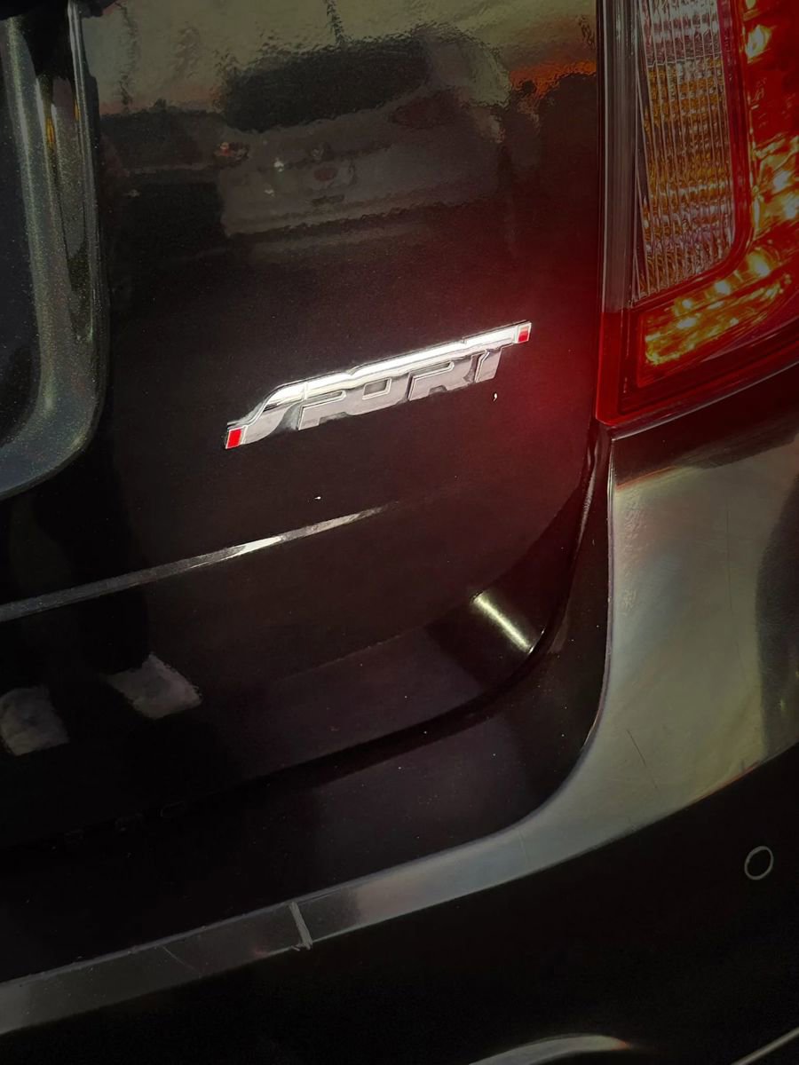 Used 2013 Ford Edge Sport w/ Driver Entry Pkg image 36