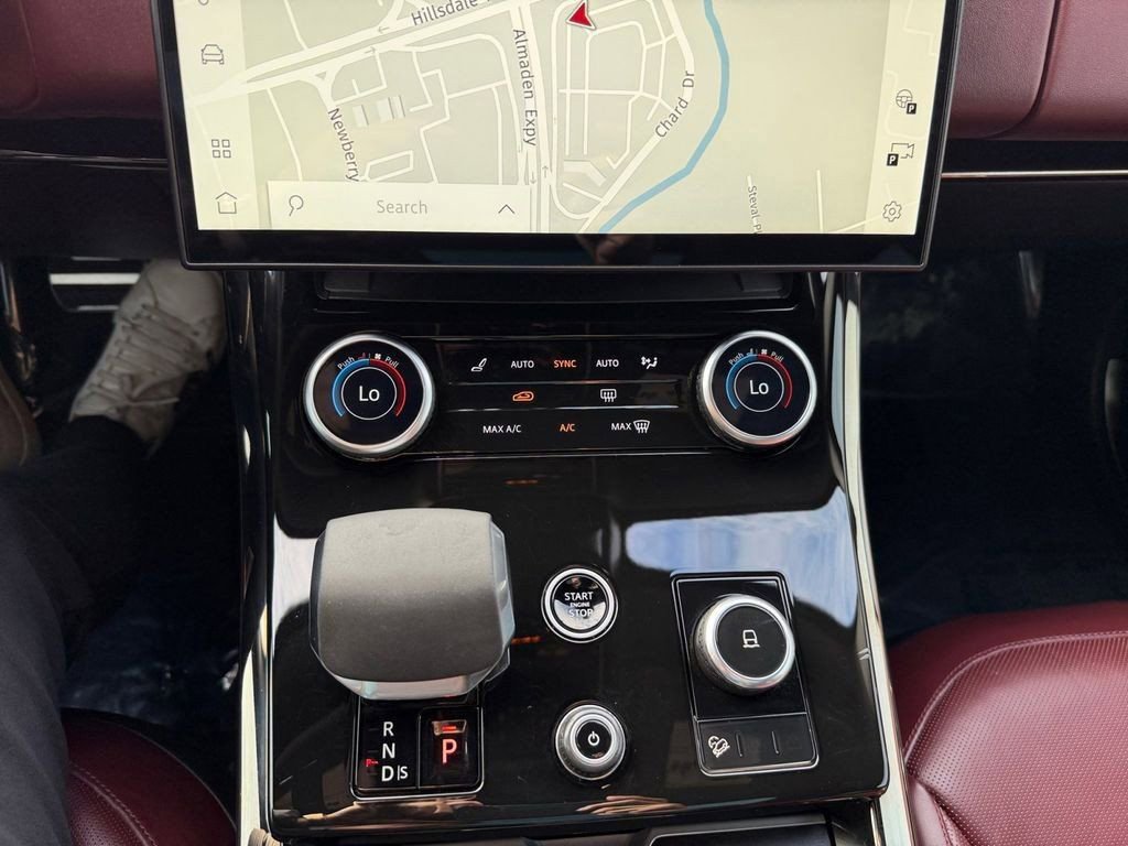 Used 2023 Land Rover Range Rover Sport SE Dynamic image 21