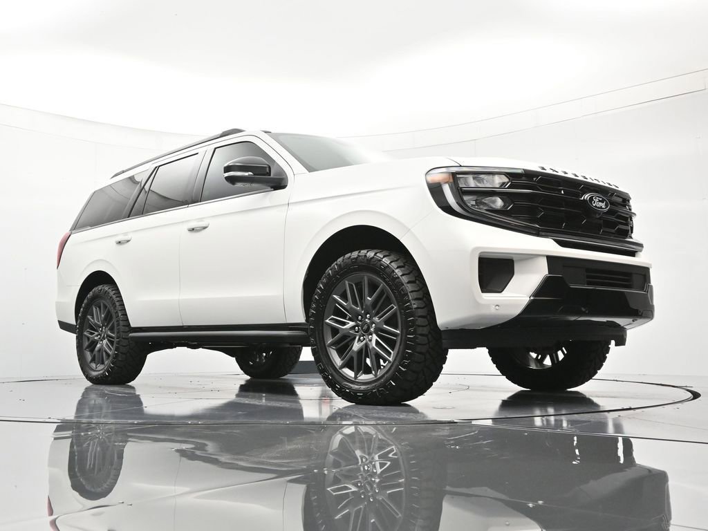 New 2026 Ford Expedition Platinum w/ Stealth Appearance Package AWD/4WD image 41