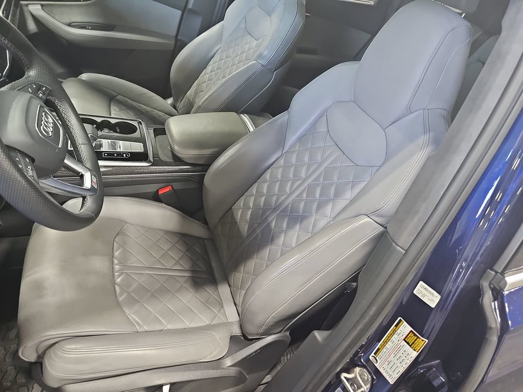 Used 2024 Audi SQ7 Prestige AWD/4WD image 15