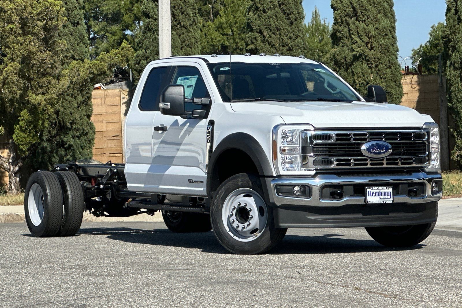 New 2026 Ford F450 2WD SuperCab Super Duty image 2