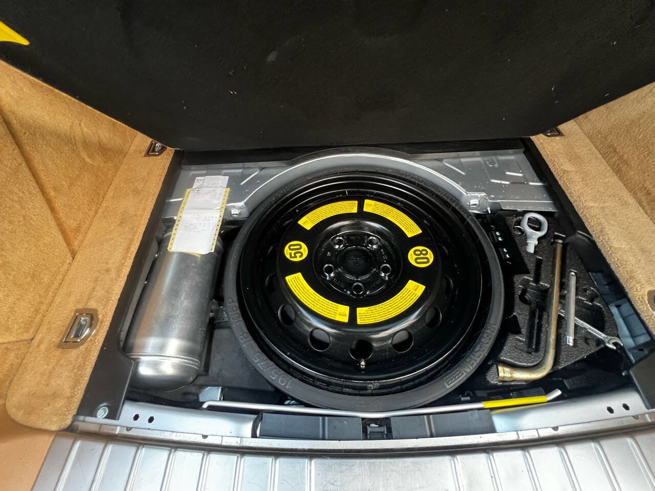 Used 2006 Porsche Cayenne Turbo image 35