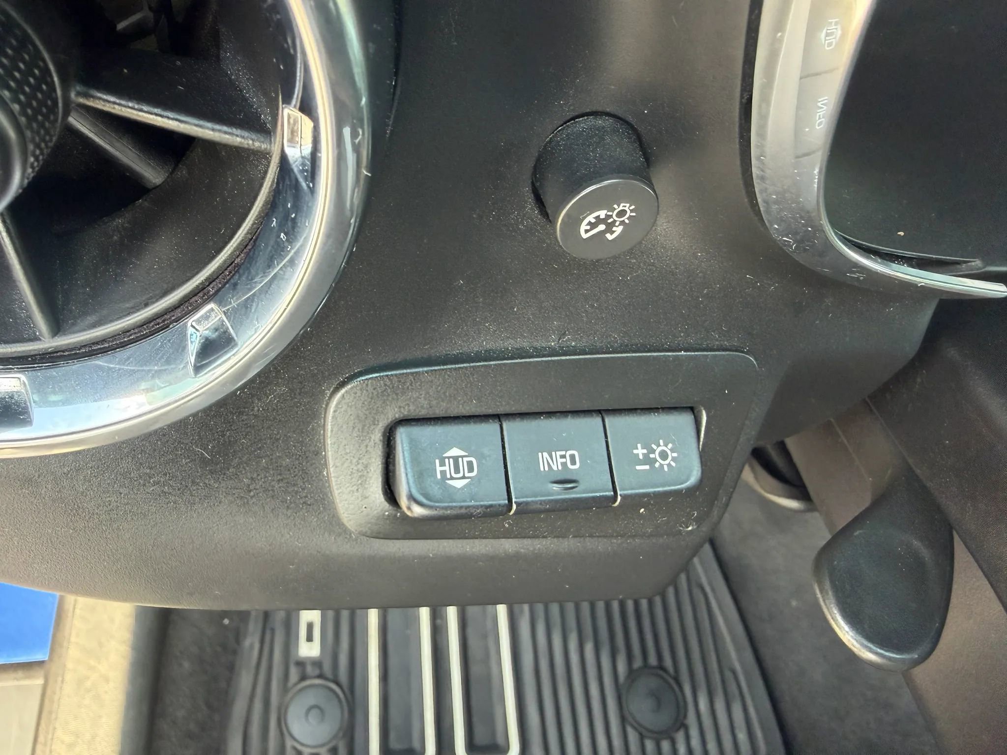 Used 2019 Chevrolet Camaro SS RWD image 24
