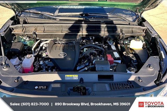 Used 2024 Toyota Highlander XLE image 8