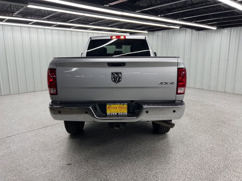 Used 2018 RAM 2500 Tradesman w/ Chrome Appearance Group AWD/4WD image 5