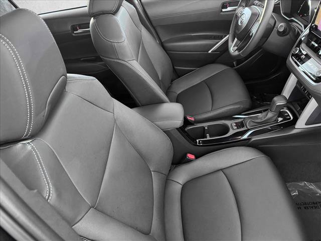 Certified 2025 Toyota Corolla Cross XLE image 19