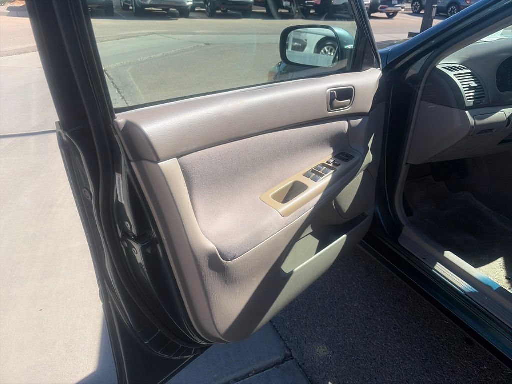 Used 2003 Toyota Camry FWD image 16