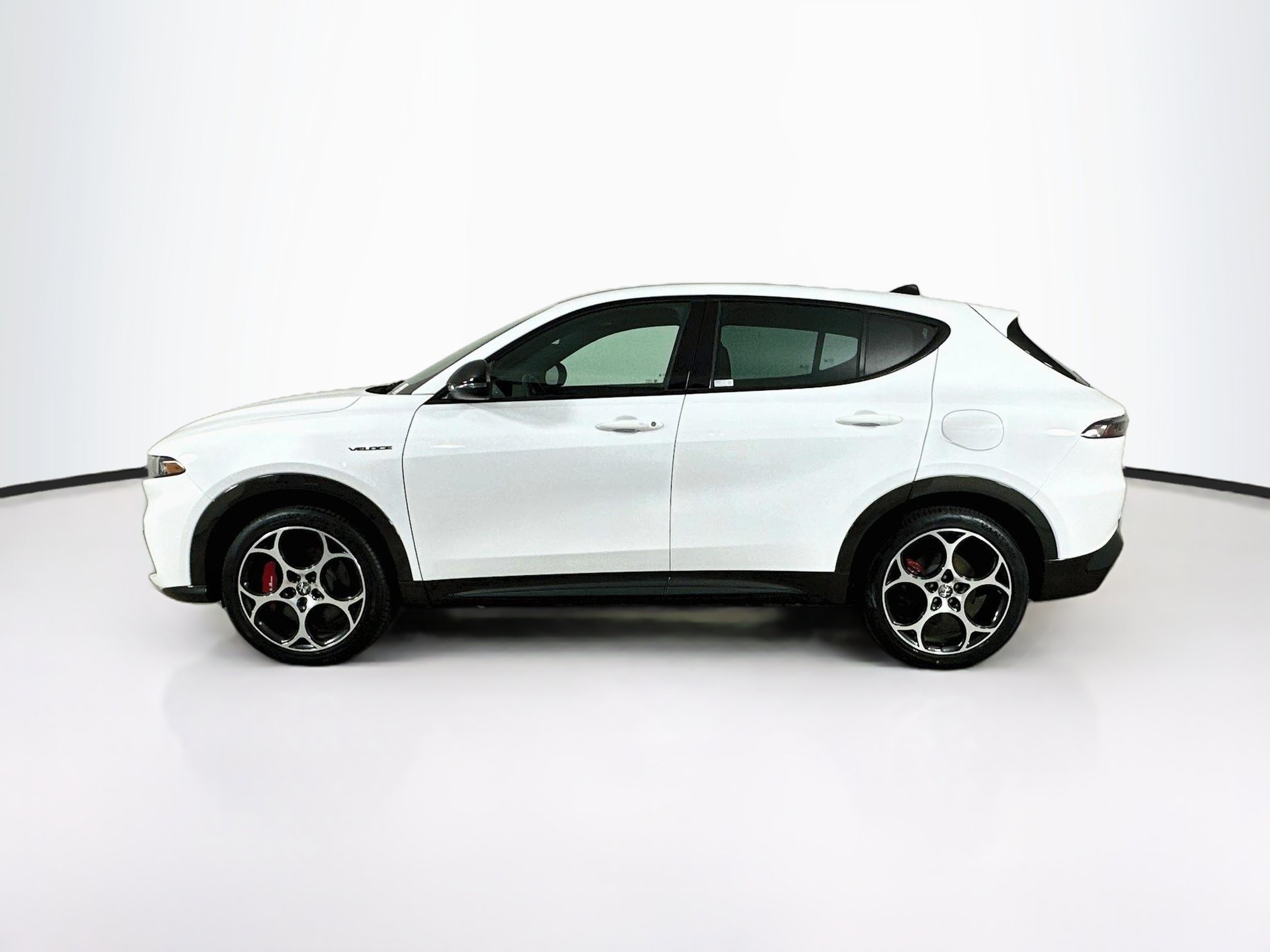 Used 2024 Alfa Romeo Tonale Veloce AWD/4WD image 4
