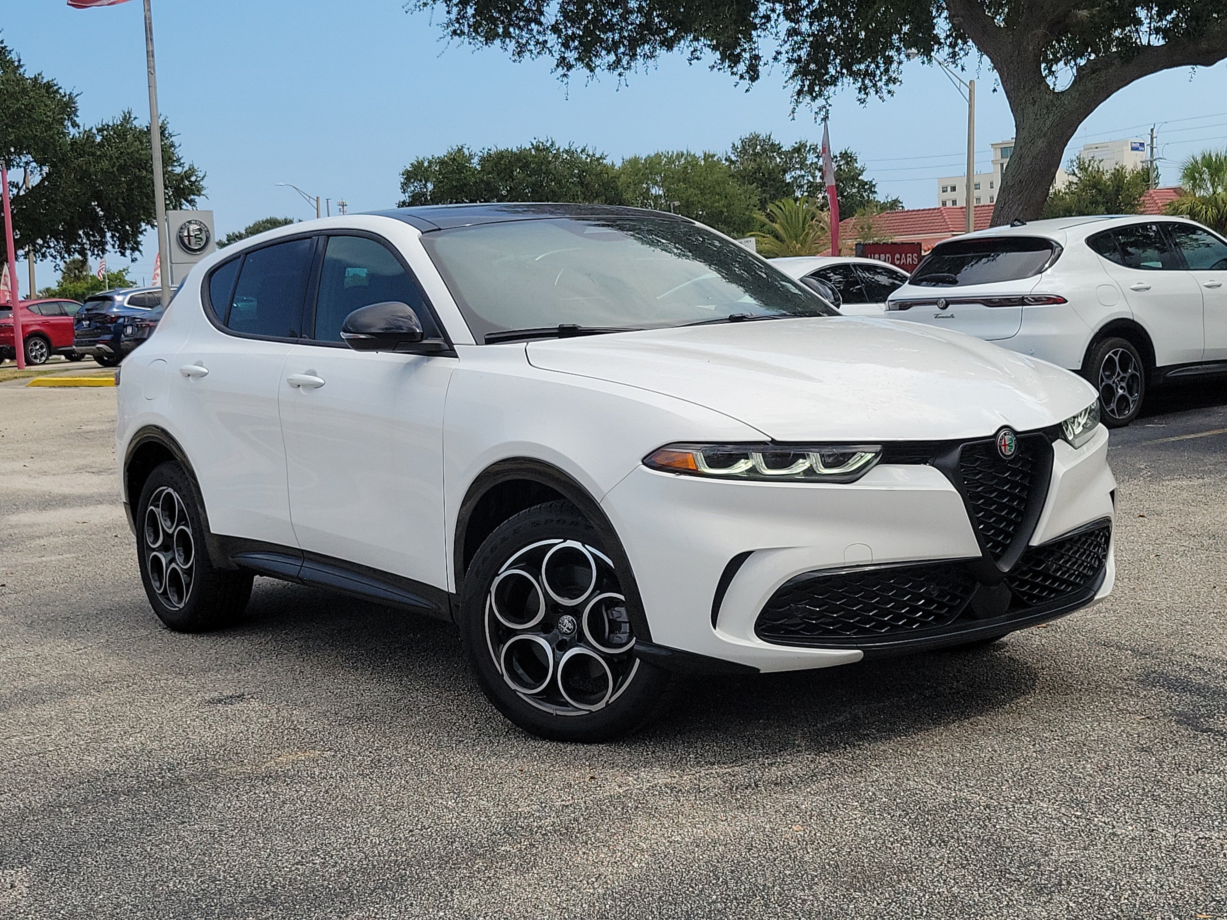 Used 2025 Alfa Romeo Tonale AWD/4WD image 1