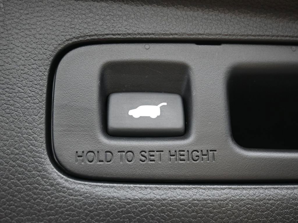 Used 2023 Honda CR-V EX-L image 17