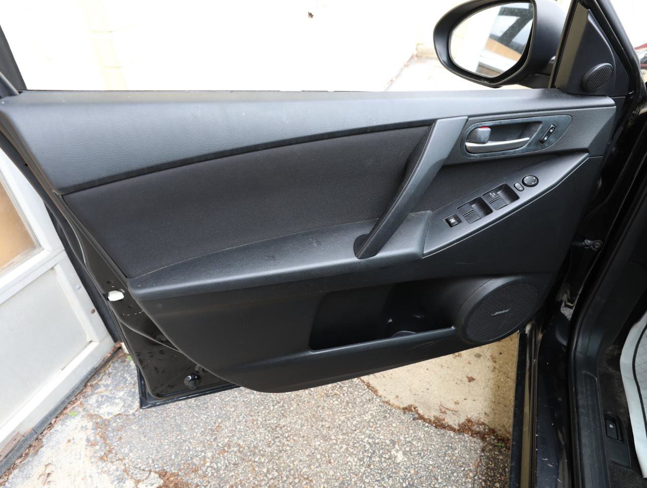 Used 2010 MAZDA MAZDA3 i Touring FWD image 13