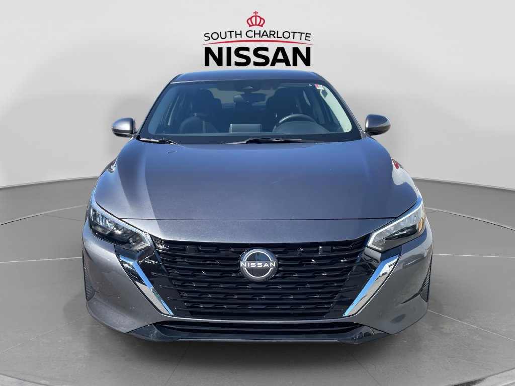 Used 2025 Nissan Sentra SV FWD image 2