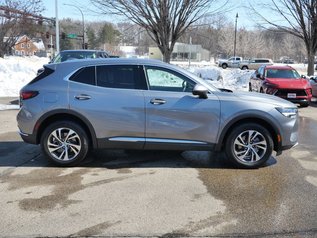 Used 2022 Buick Envision Essence w/ Technology Package I image 11