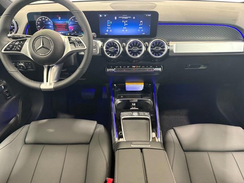 New 2025 Mercedes-Benz GLB 250 4MATIC image 6