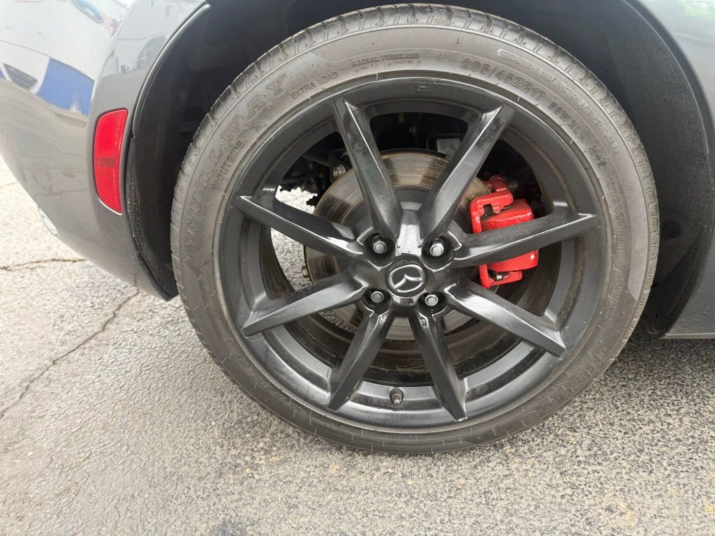 Used 2019 MAZDA MX-5 Miata RF Grand Touring RWD image 47