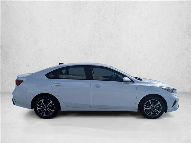 Used 2023 Kia Forte LXS image 4