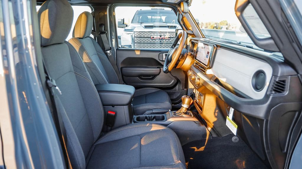 New 2026 Jeep Wrangler Unlimited Sport AWD/4WD image 17