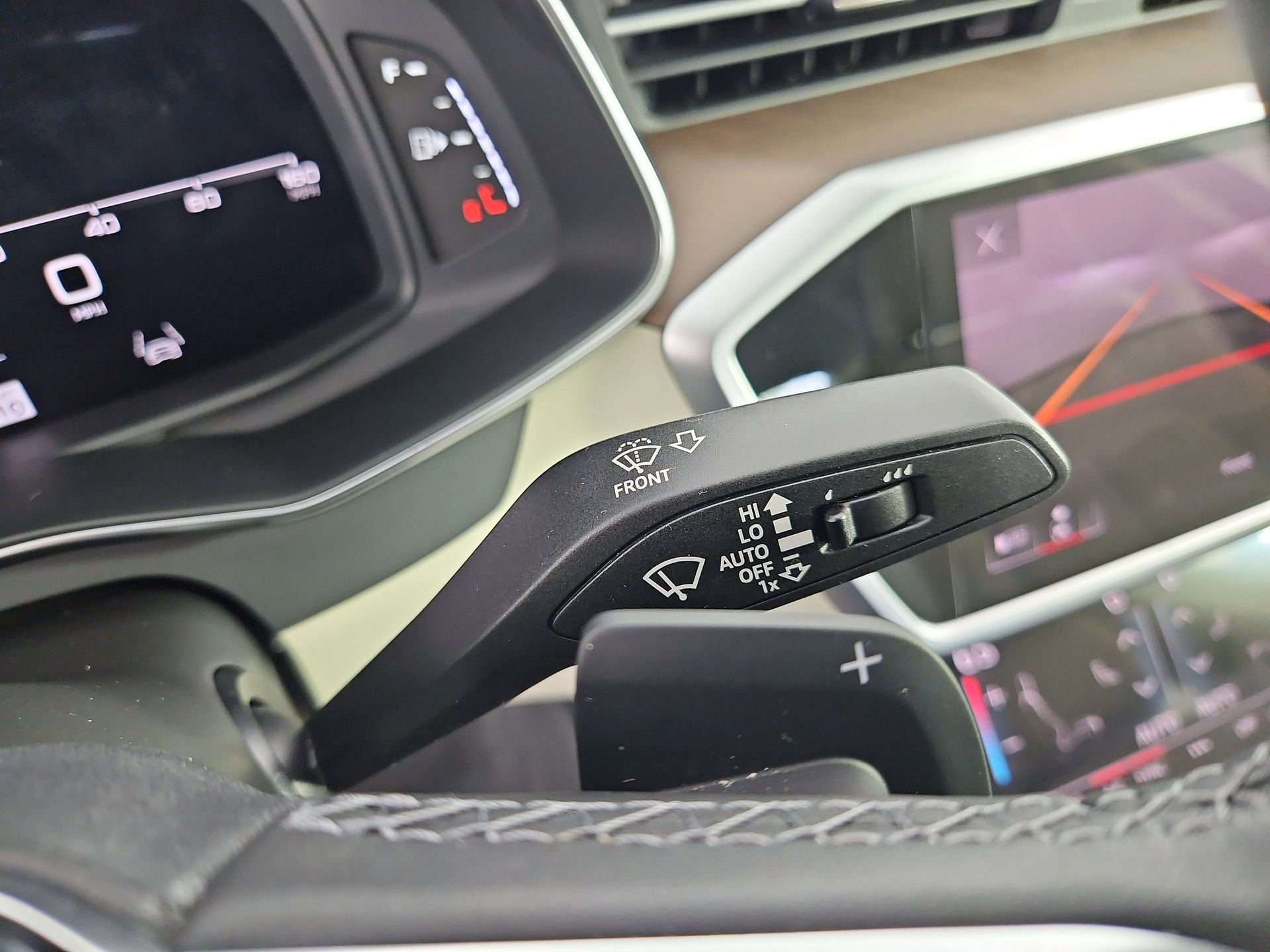 Certified 2025 Audi A6 Premium Plus w/ Premium Plus Package image 29