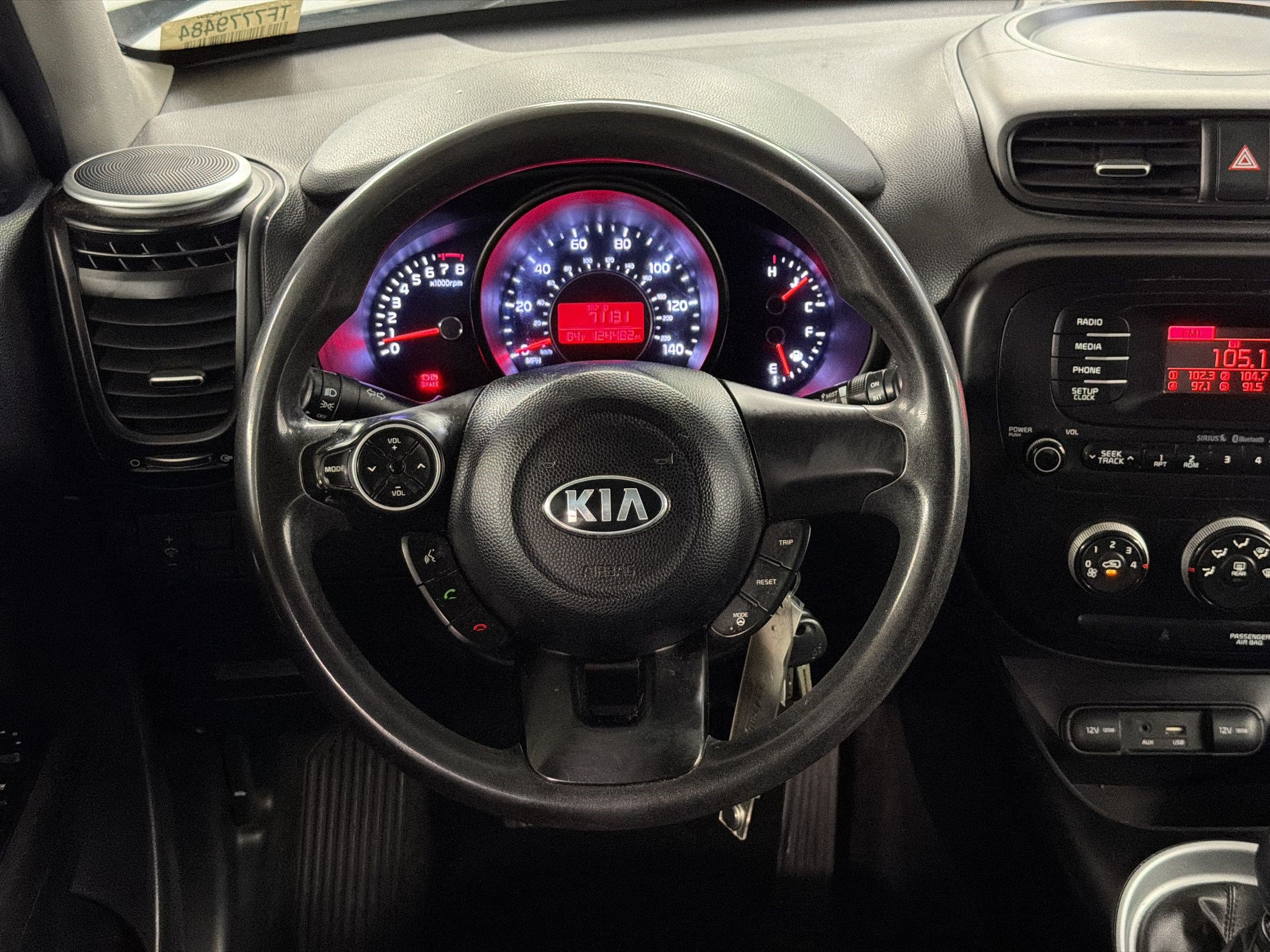 Used 2015 Kia Soul FWD image 17