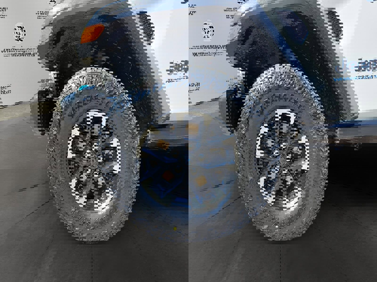 Used 2024 Jeep Wrangler Unlimited Rubicon 4xe image 14