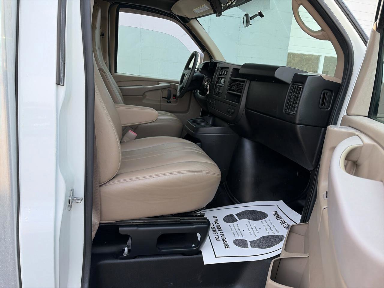 Used 2013 Chevrolet Express 3500 RWD image 11