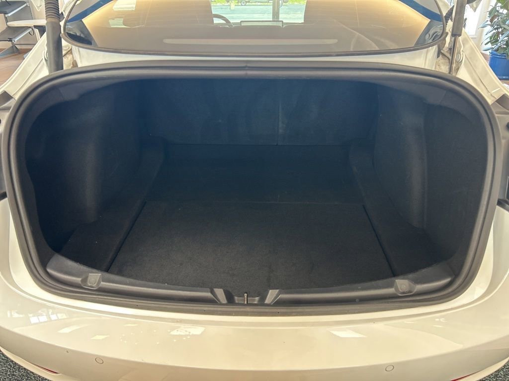 Used 2022 Tesla Model 3 Long Range AWD/4WD image 21
