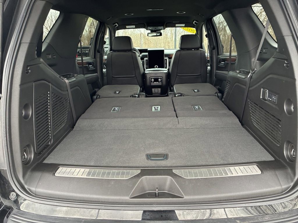 Used 2025 GMC Yukon Denali image 36