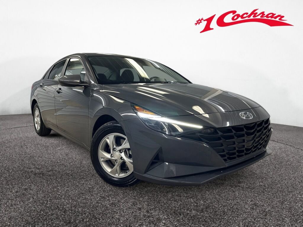 Used 2023 Hyundai Elantra SE video 1