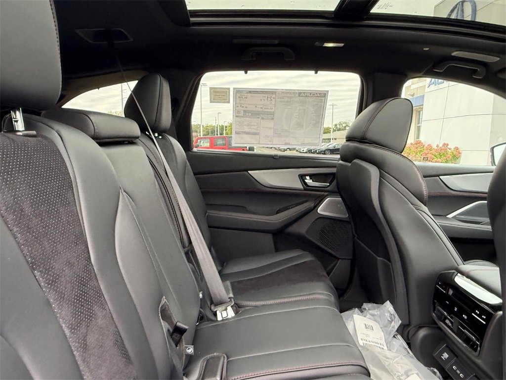 New 2026 Acura MDX A-Spec image 5
