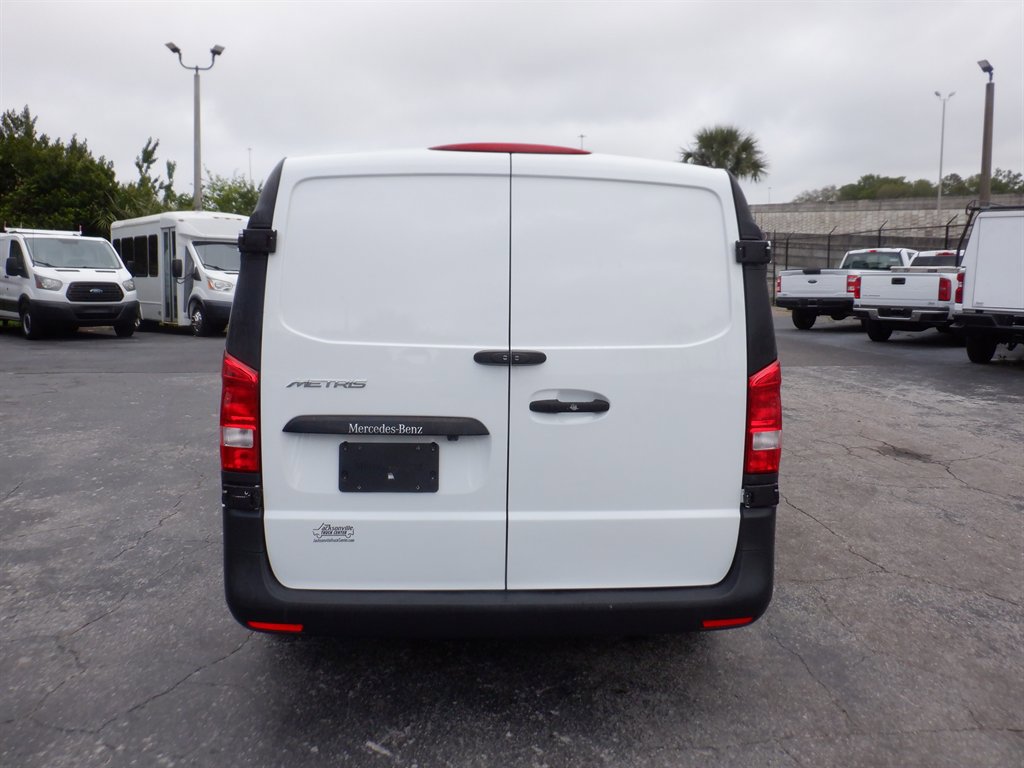 Used 2019 Mercedes-Benz Metris image 4