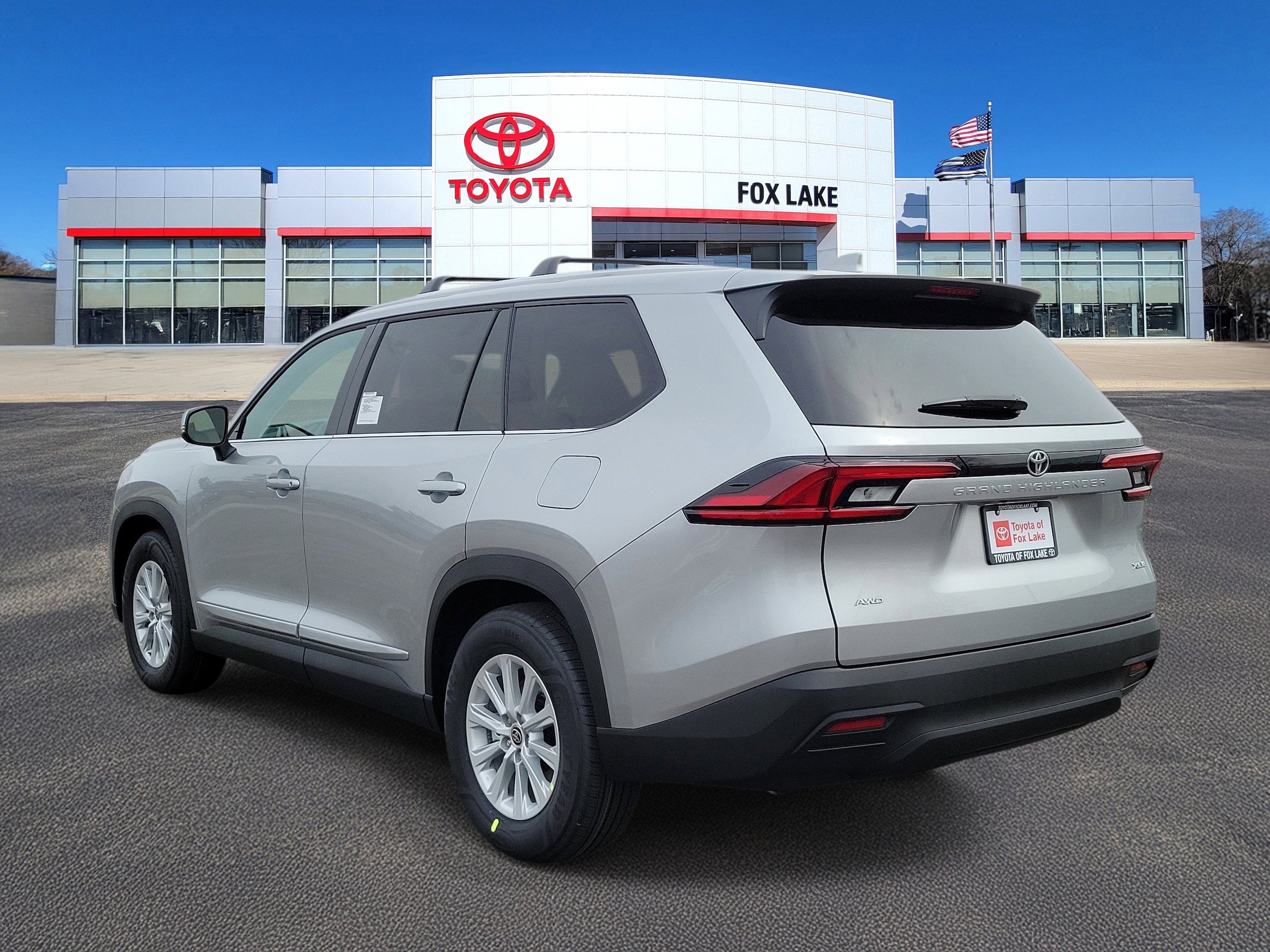 New 2026 Toyota Grand Highlander XLE image 3