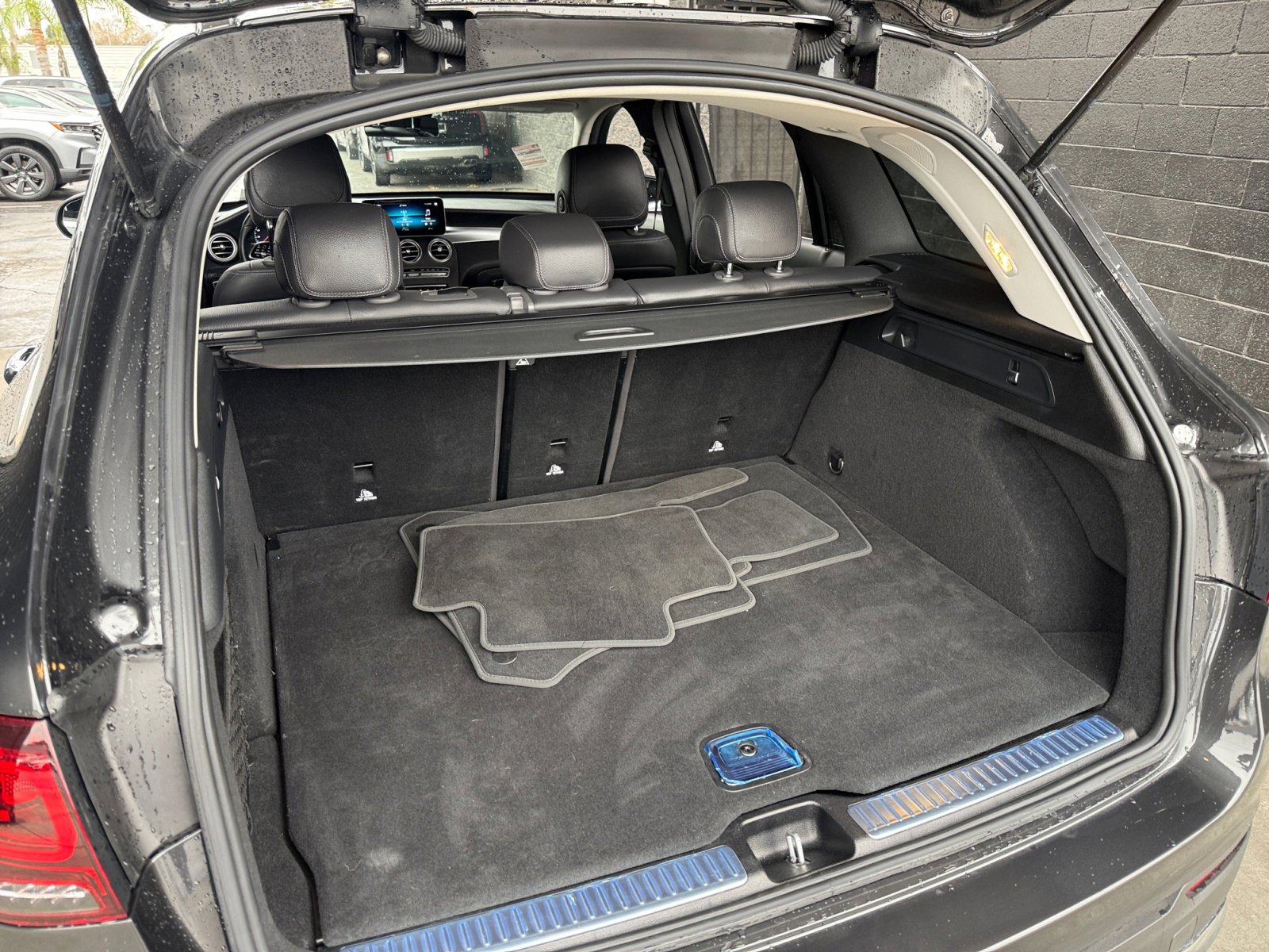 Used 2022 Mercedes-Benz GLC 300 image 21