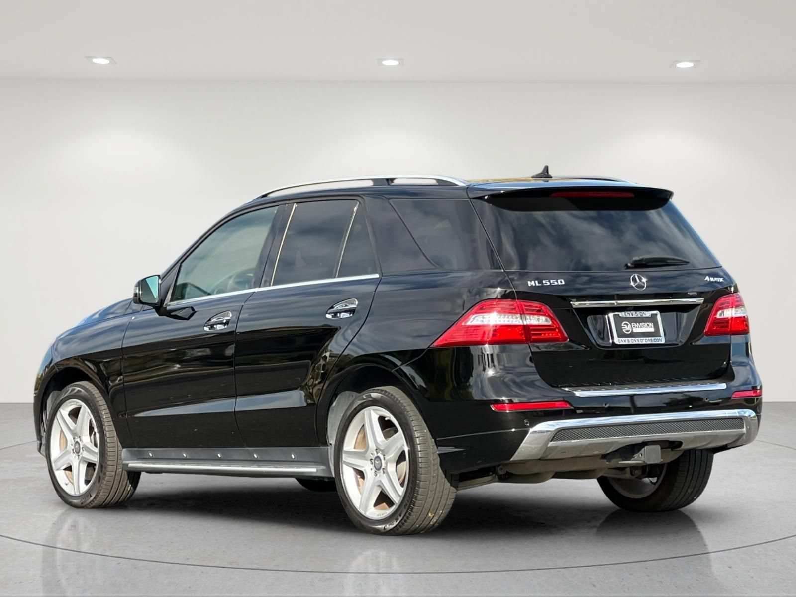 Used 2014 Mercedes-Benz ML 550 4MATIC image 3