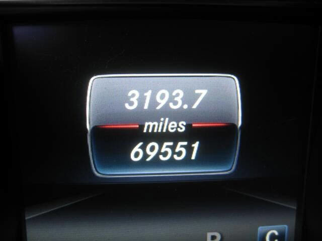 Used 2019 Mercedes-Benz GLA 250 4MATIC image 26