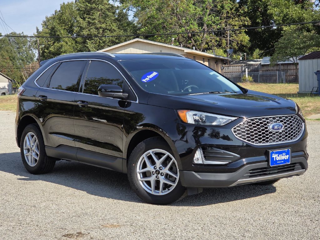 Used 2023 Ford Edge SEL w/ Convenience Package AWD/4WD image 2