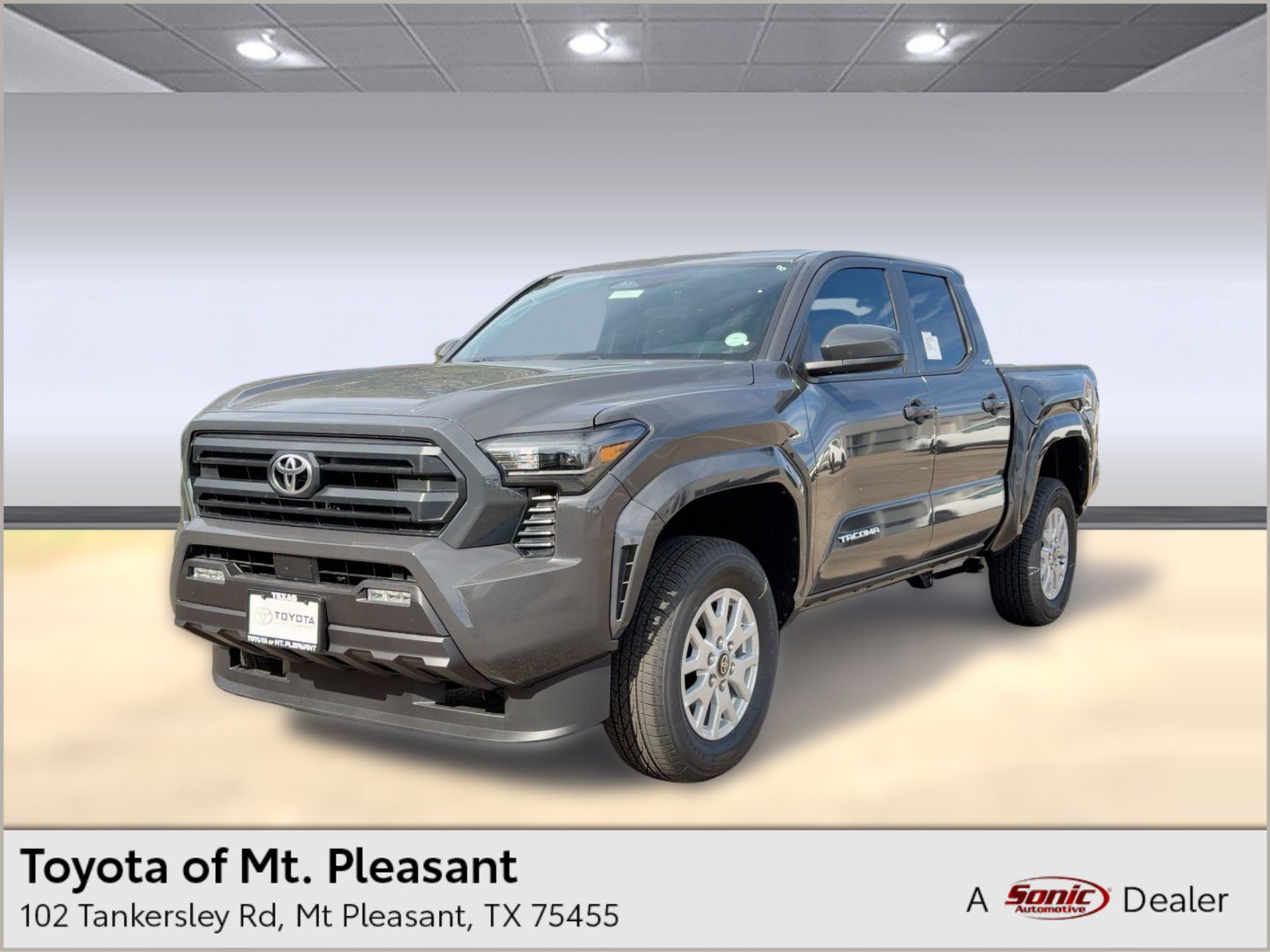 Used 2025 Toyota Tacoma SR5 AWD/4WD image 1