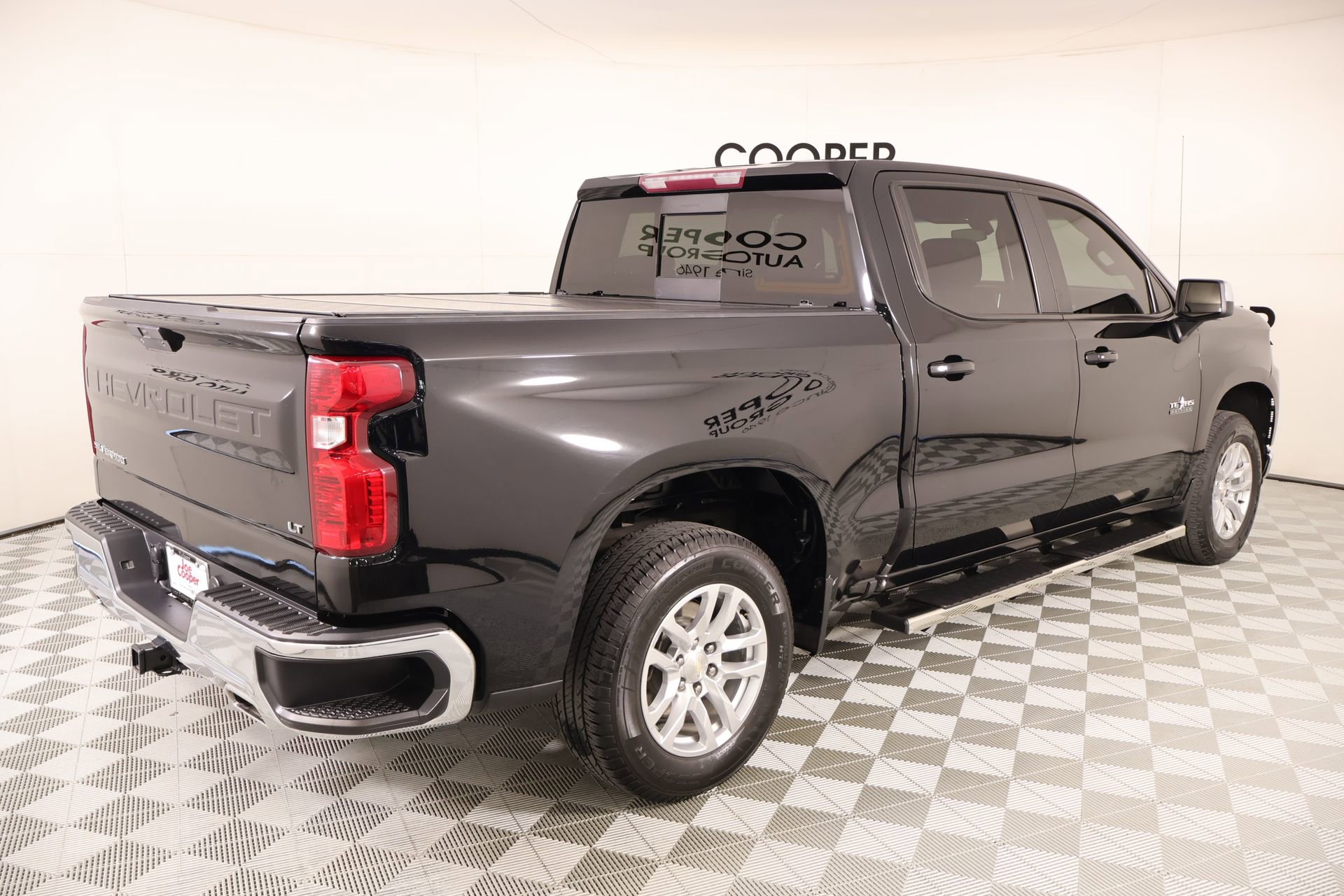Used 2020 Chevrolet Silverado 1500 LT w/ Texas Edition AWD/4WD image 20