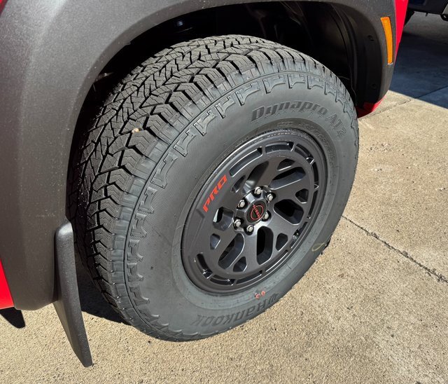 New 2025 Nissan Frontier PRO-4X w/ Pro Convenience Package image 3