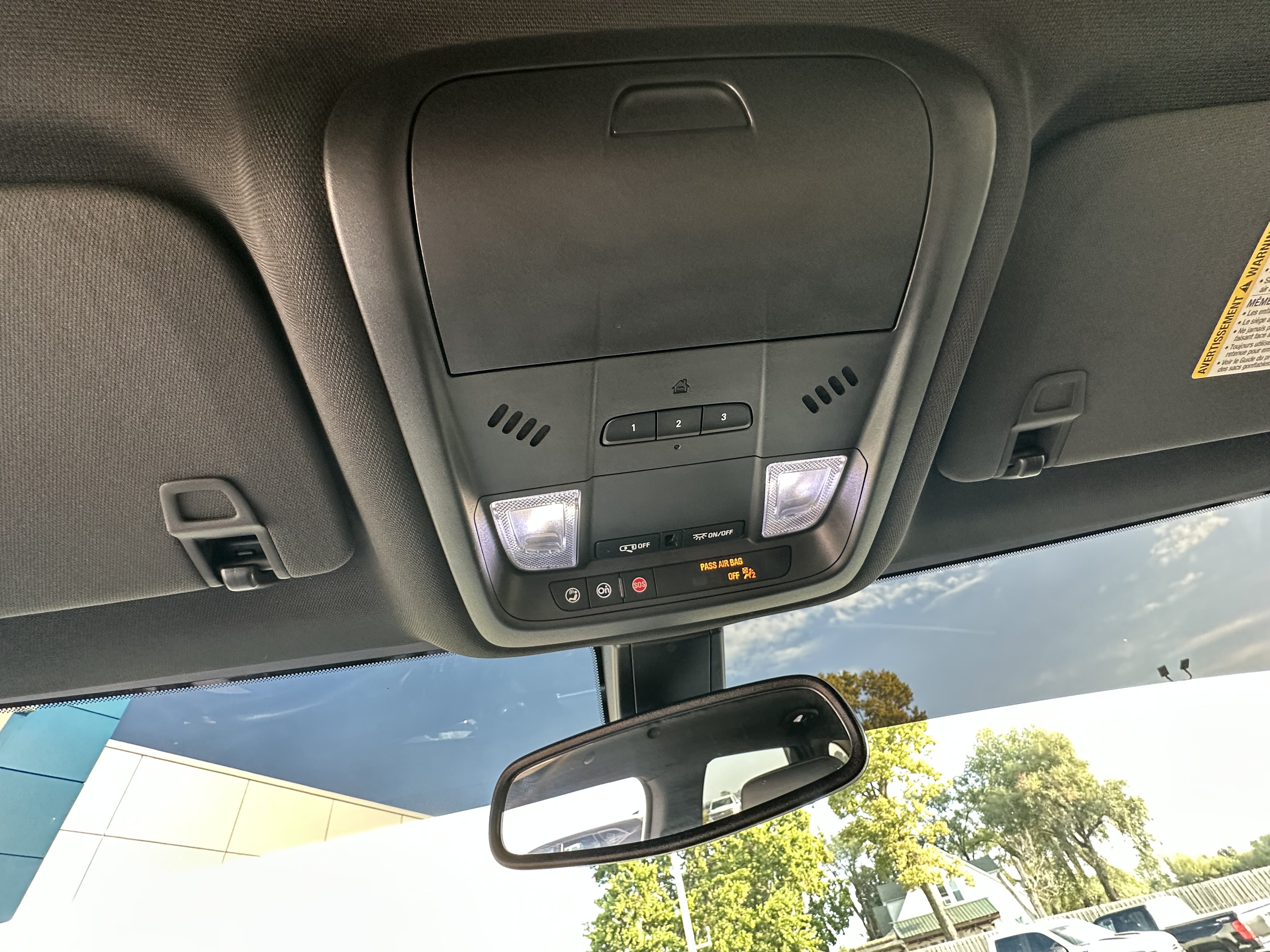 Used 2020 Chevrolet Blazer RS w/ LPO, Floor Liner Package FWD image 14