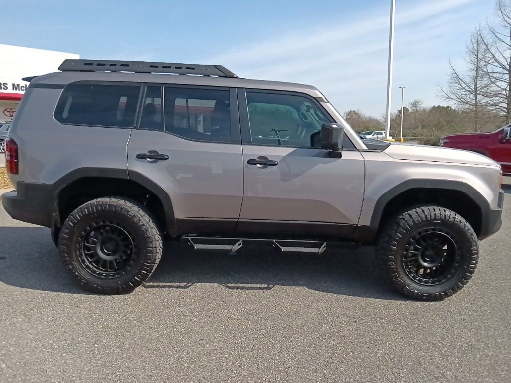 Used 2025 Toyota Land Cruiser 1958 image 2