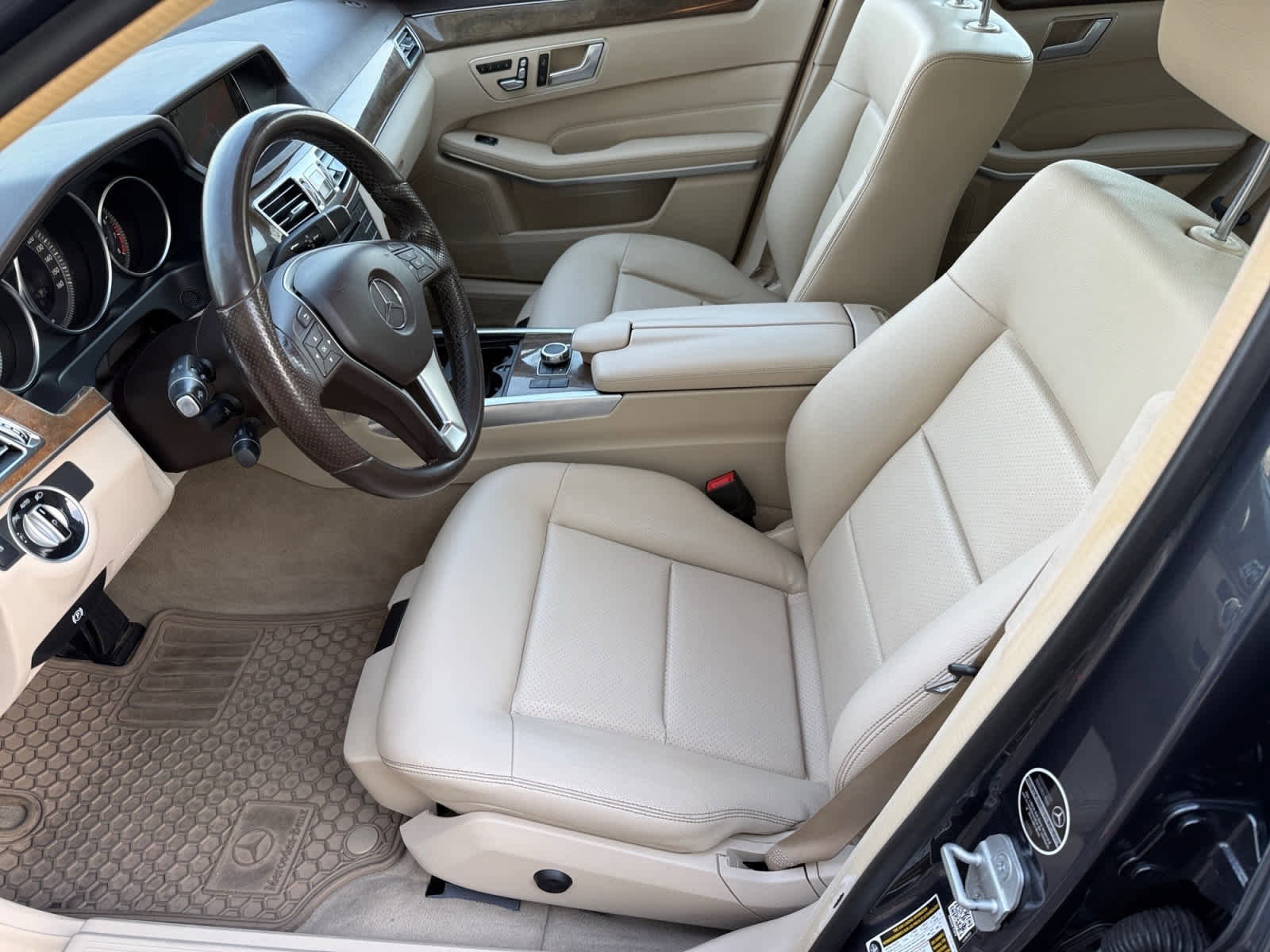 Certified 2016 Mercedes-Benz E 350 4MATIC Wagon image 10