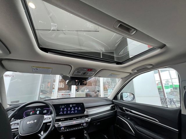 Used 2024 Kia Telluride S w/ S Sunroof Package image 25